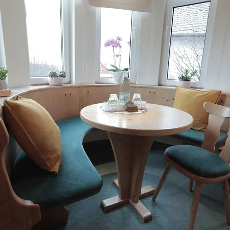Otel Vergissmeinnicht 3*